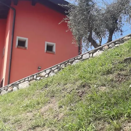 Agriturismo Cascina Lert * Marone