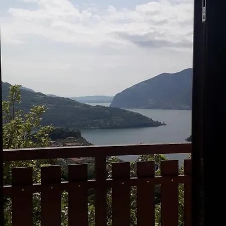 Agriturismo Cascina Lert Farm stay