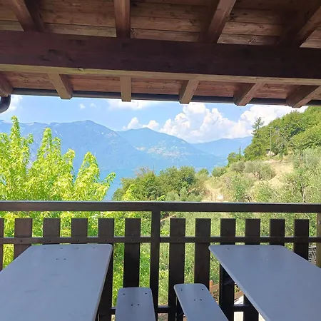 Farm stay Agriturismo Cascina Lert Marone