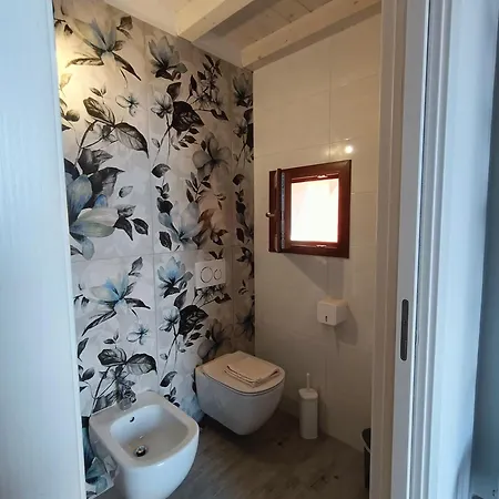 Agriturismo Cascina Lert Farm stay Marone