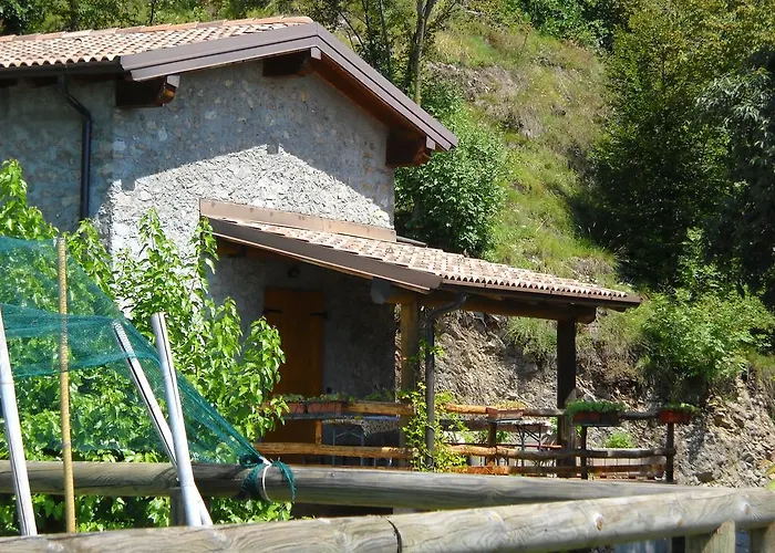 Cascina Lert ファームステイ マローネ